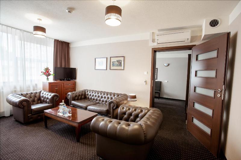 Hotel Diament Spodek - image 21