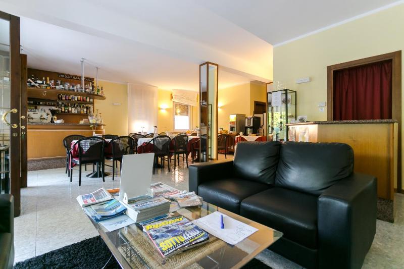 Hotel Benacus - image 6