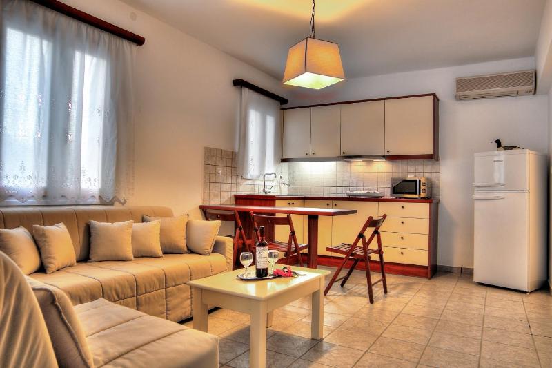 Tzane Studios & Apartments - Steps away from Golden Beach - image 31