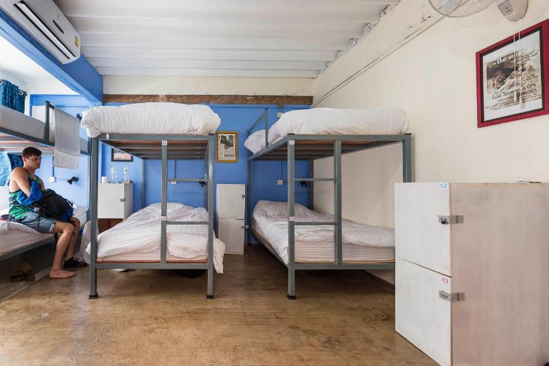 Bed in 8-Bed Mixed Dormitory Room image 1