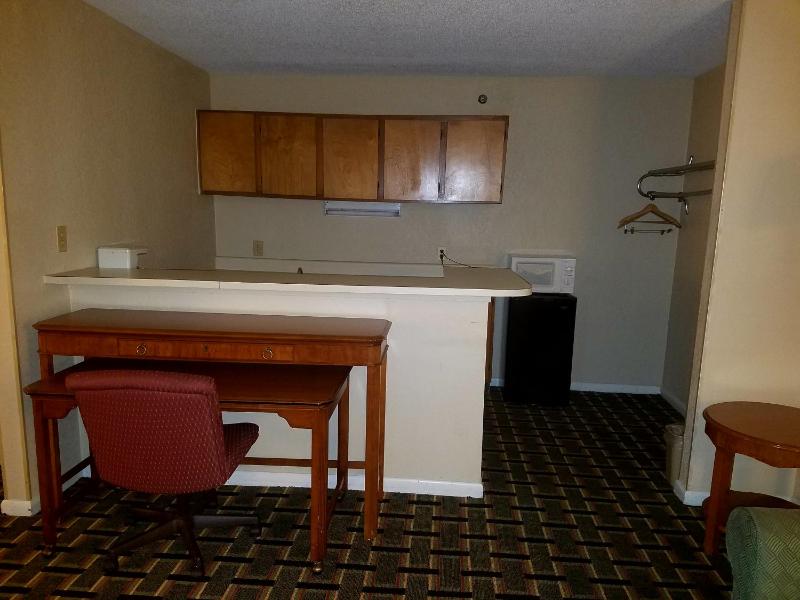 Suite with Spa Bath image 3