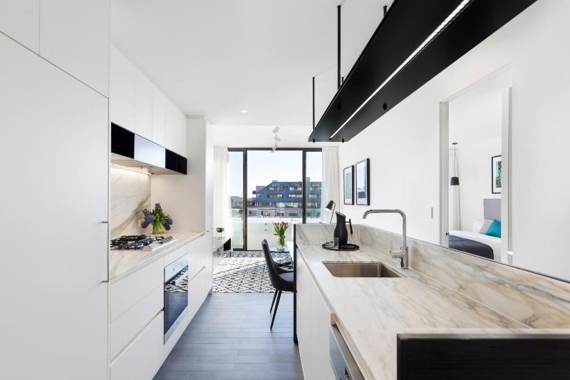 One-Bedroom Apartment image 1