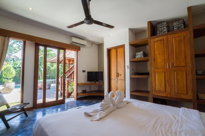 Villa Martine - Fantastic 5BR Villa - Perfect Location in Seminyak - image 39