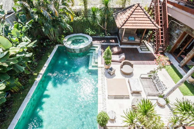 Villa Martine - Fantastic 5BR Villa - Perfect Location in Seminyak - image 28