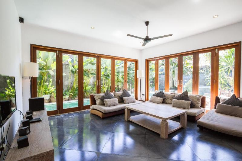 Villa Martine - Fantastic 5BR Villa - Perfect Location in Seminyak - image 38