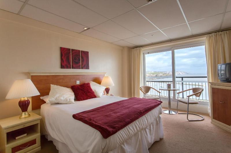Premier Double Room image 2
