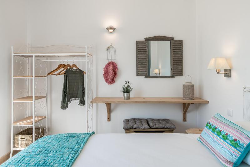 Double Room with Garden View image 2