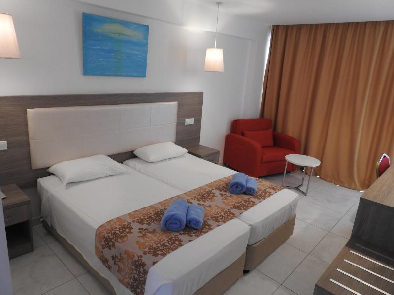 Corfu Hotel - image 13