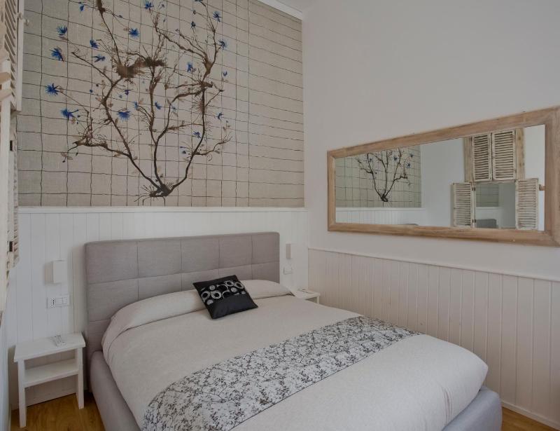 Superior Double Room image 4