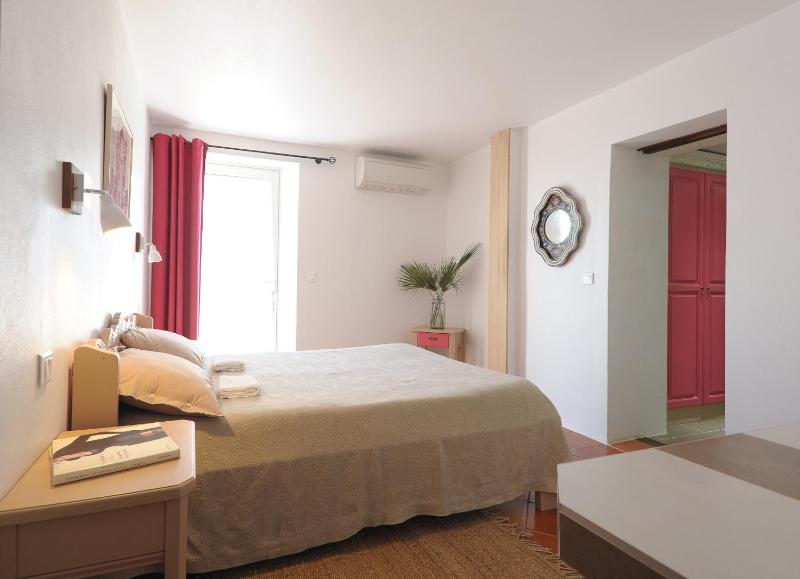 Single Room with Terrace image 3