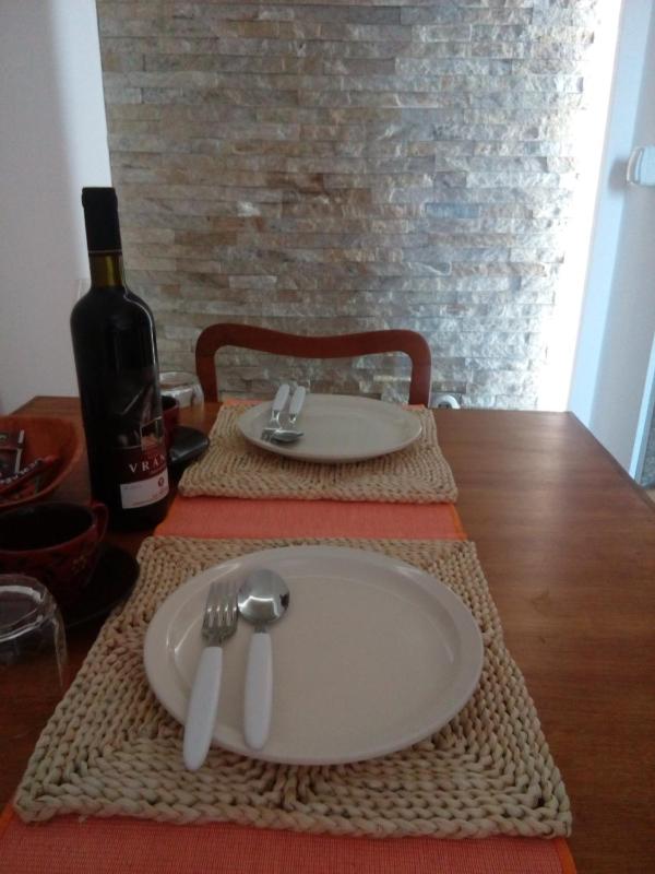 Studio Apartment image 1