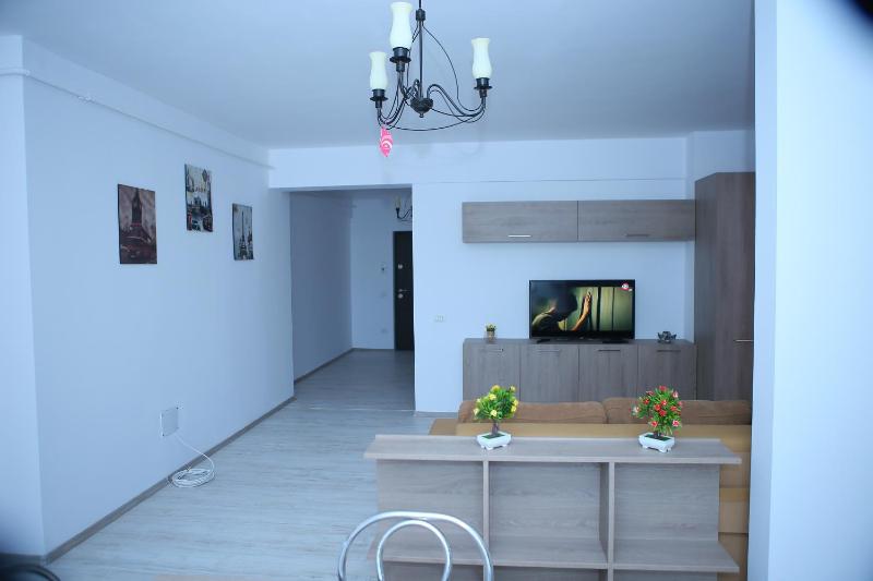 Superior Apartment image 2