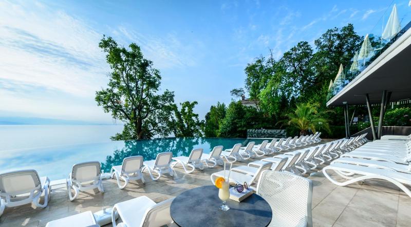 Grand Hotel Adriatic II - image 9