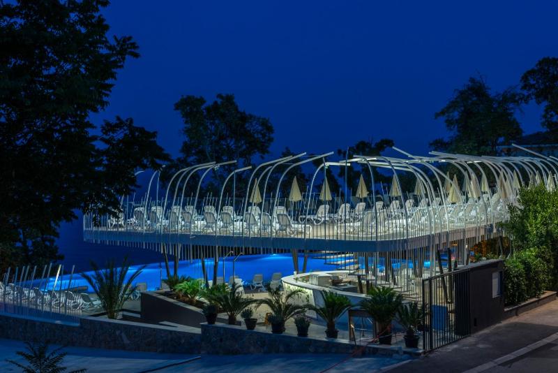 Grand Hotel Adriatic II - image 11