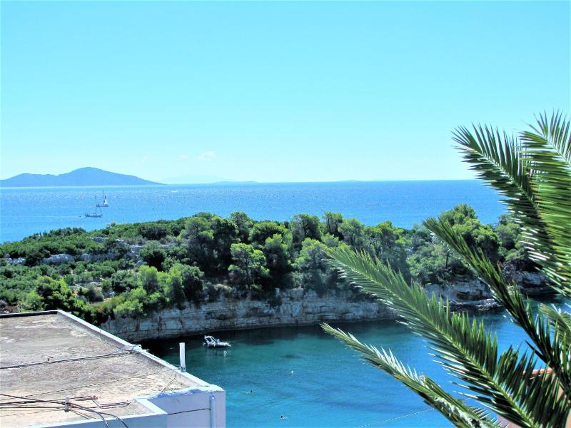 Studio with Sea View (2 Adults) image 3