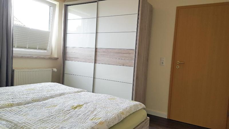 One-Bedroom Apartment image 4