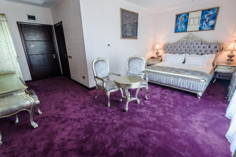 Deluxe Double Room with Sea View - Adults only  image 1