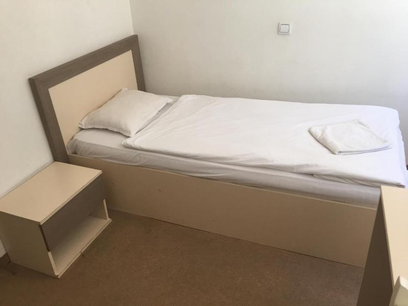Single Room image 1