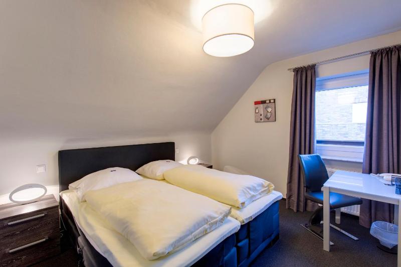 Comfort Double Room image 3