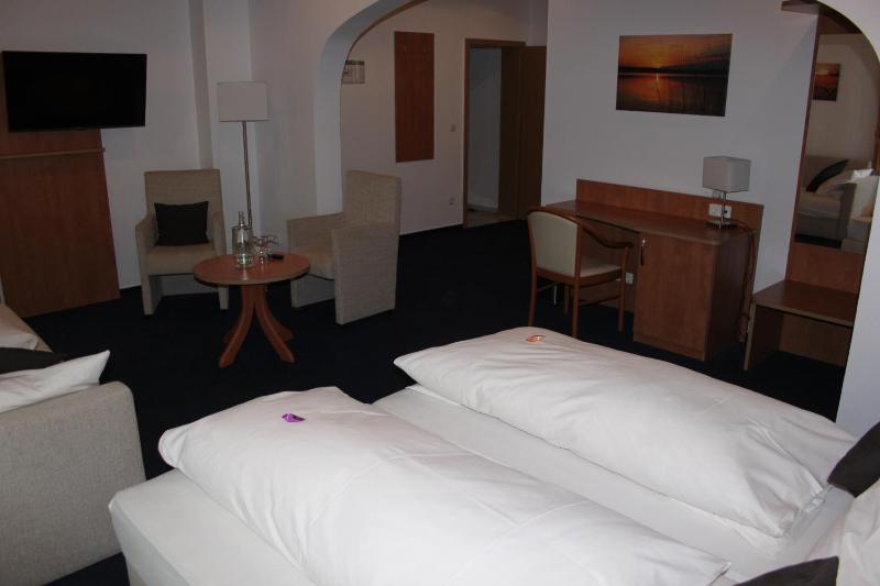 Triple Room image 3