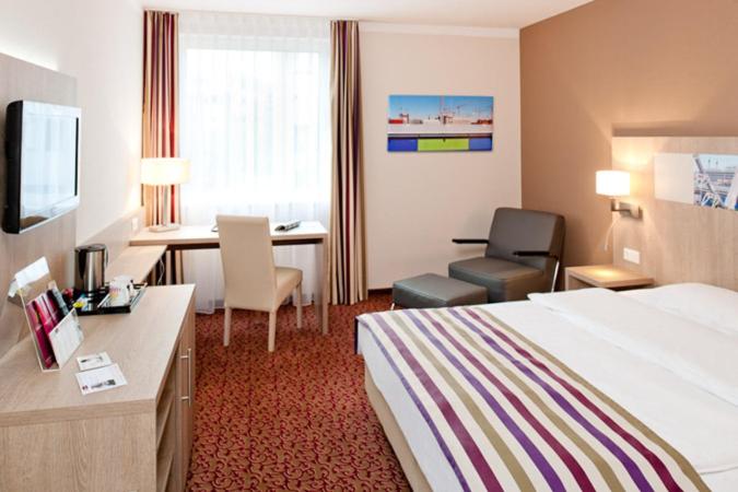 Comfort Double Room Courtyard View image 1