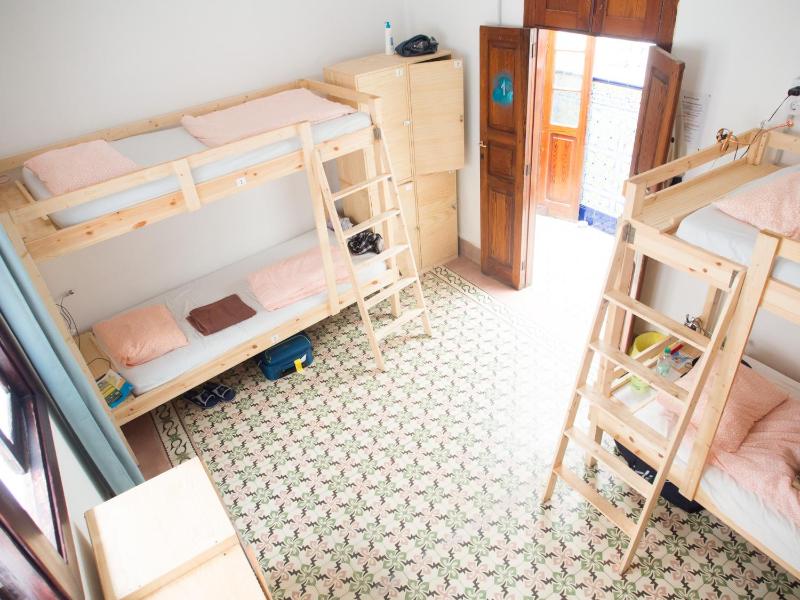 Lua Lua Hostel Las Palmas - image 1