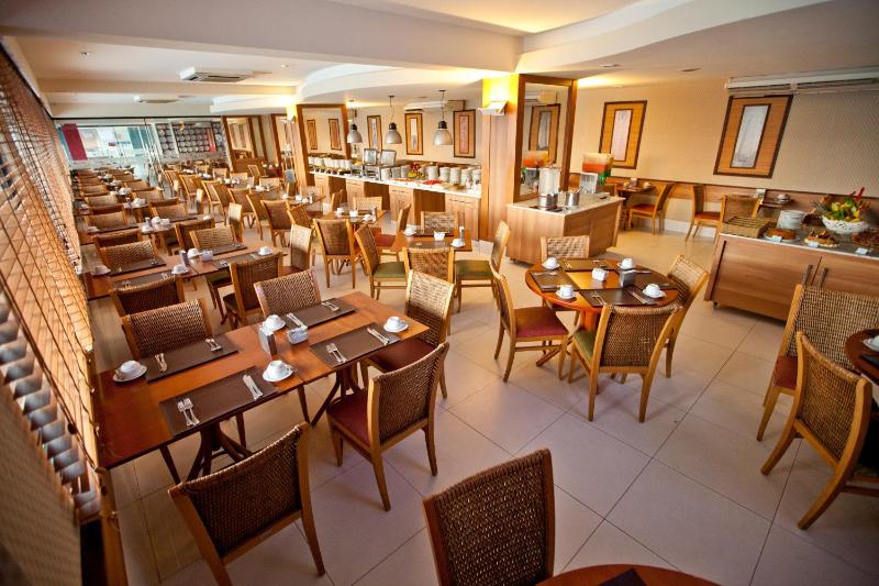 Aquarios Praia Hotel - image 38