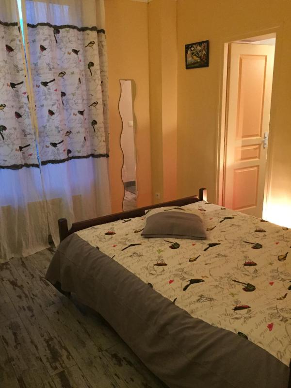 Triple Room with Private Bathroom image 3