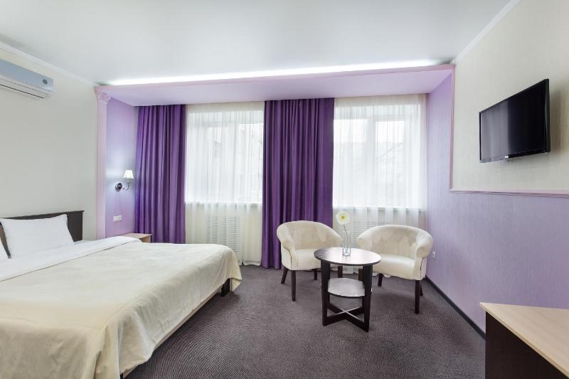Double Room image 2