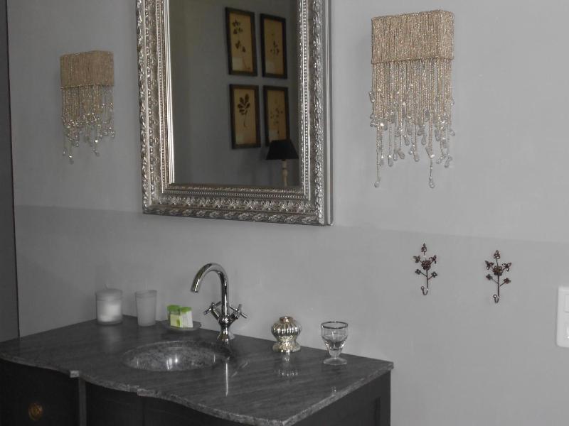Superior Double Room image 4
