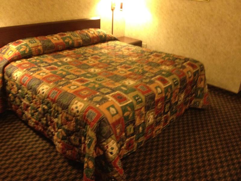 King Room - Non-Smoking image 1