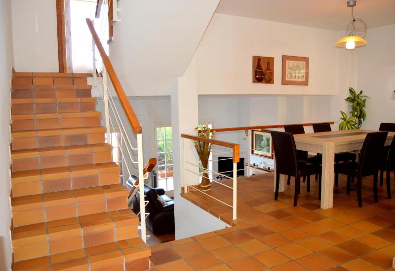 Three-Bedroom Townhouse image 1