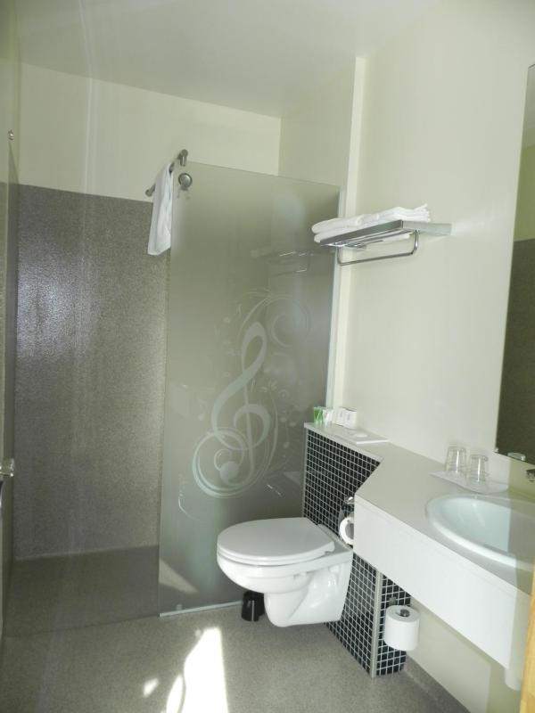 Triple Room image 2