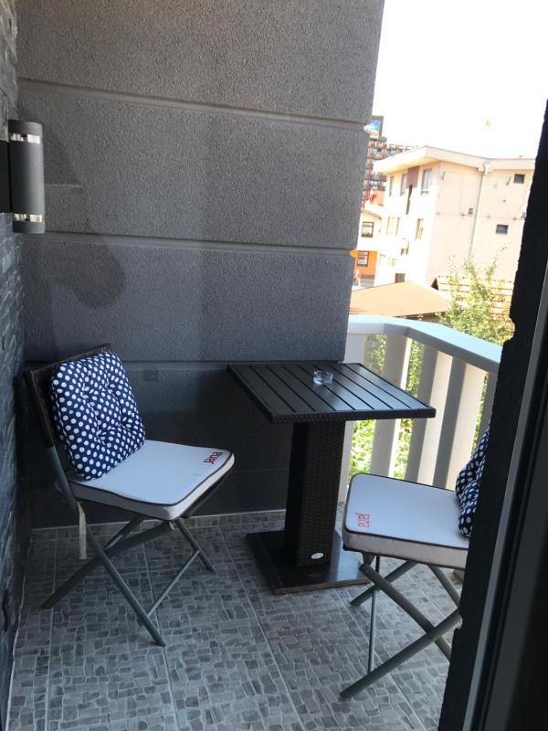 Deluxe Apartment image 2
