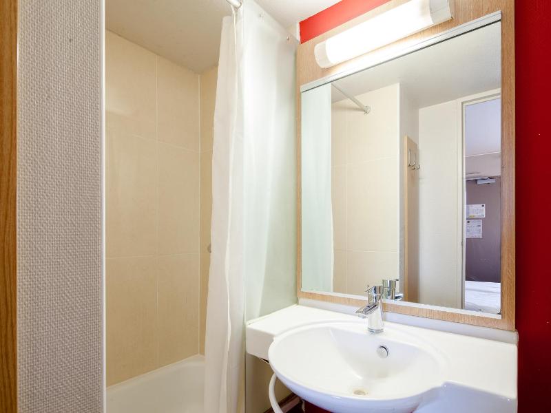 Double Room - Non-Smoking  image 3