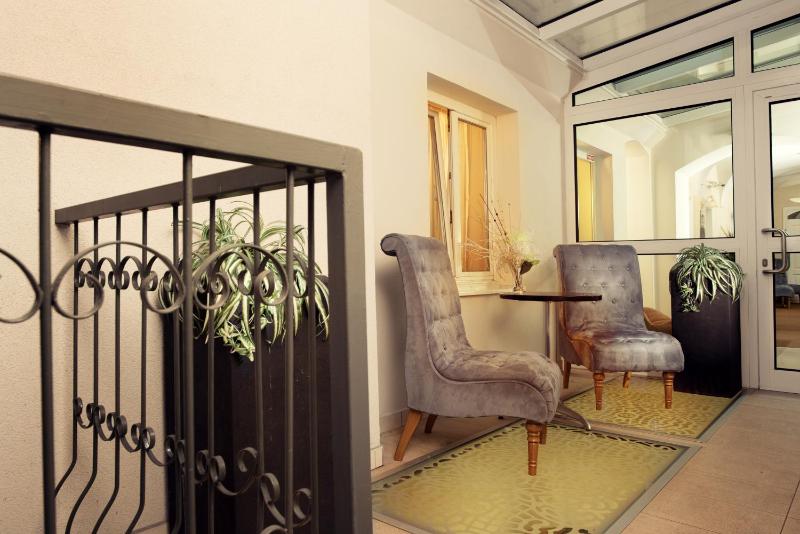 Hotel Ambassador - image 4