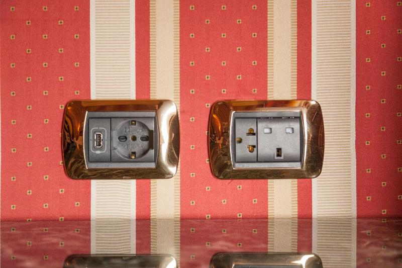 Economy Double Room image 4