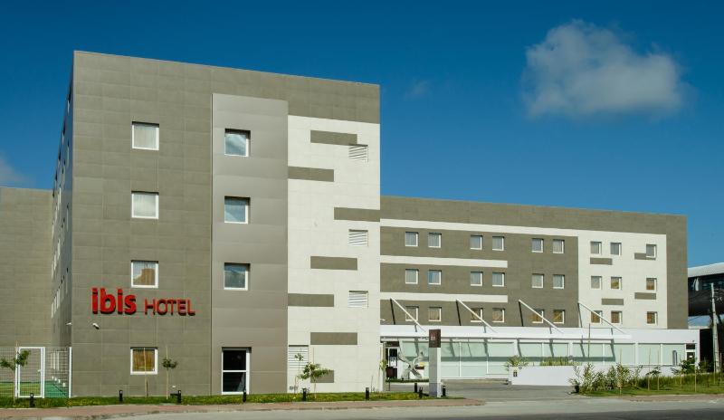 Ibis Recife Aeroporto - image 13