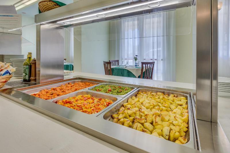 Hotel Austria - image 20
