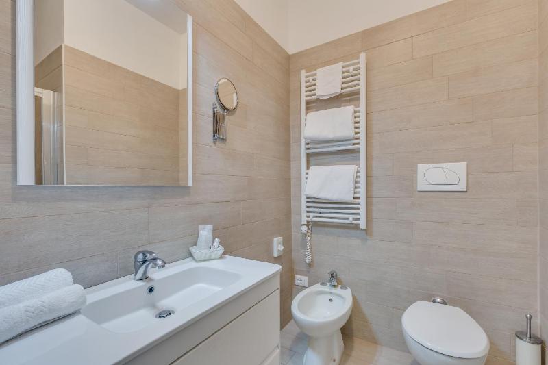 Hotel Austria - image 15