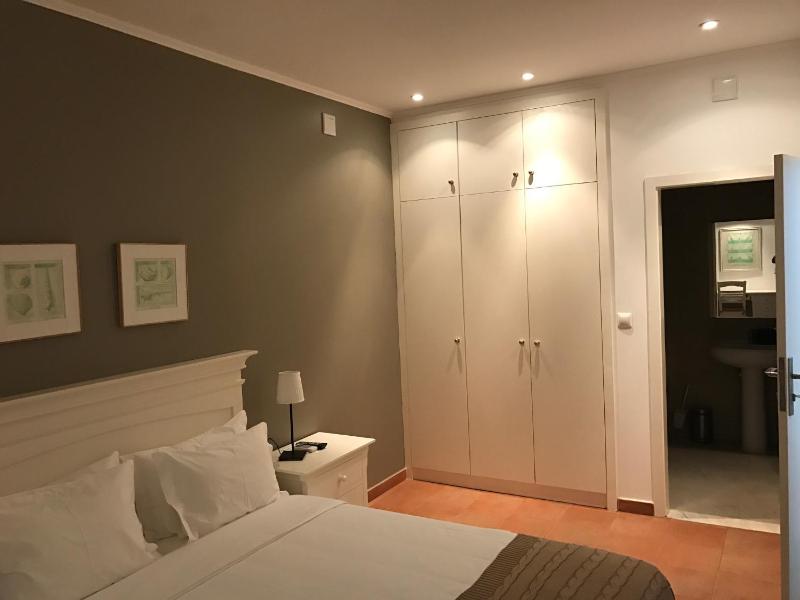 Casas de Luanda-GH Kinaxixe - image 6