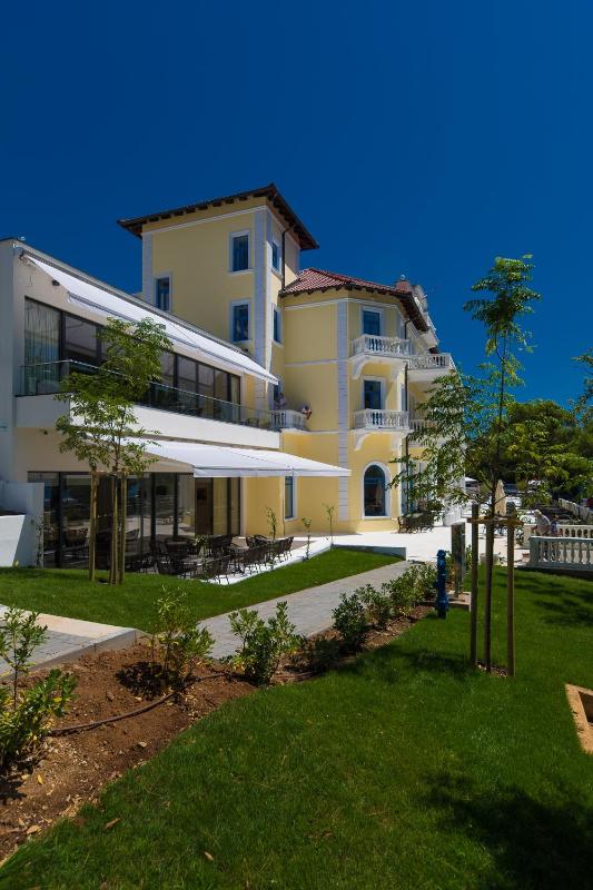 Boutique Hotel Esplanade - image 11