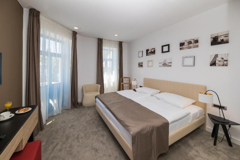 Boutique Hotel Esplanade - image 13