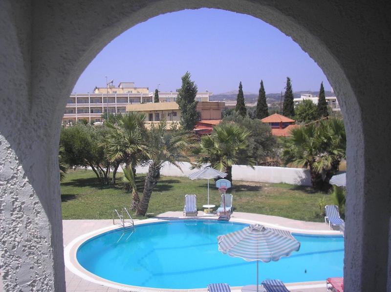 Double or Twin Room with Pool View image 3