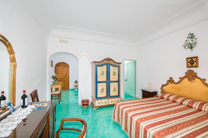 Superior Double or Twin Room image 3