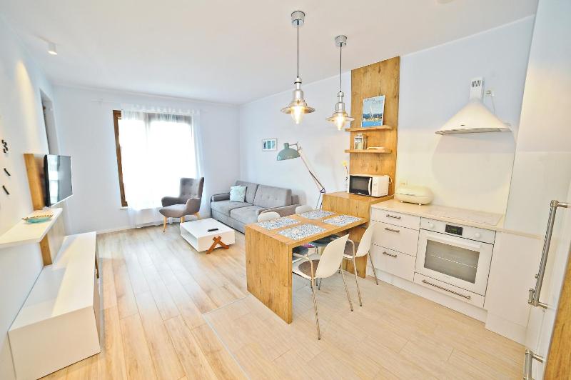 Bursztynowa Apartments by Grand Apartments - image 4