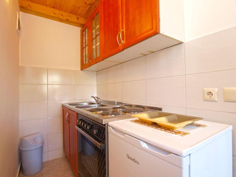 Studio Apartment image 4