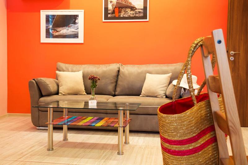 Apartment image 2