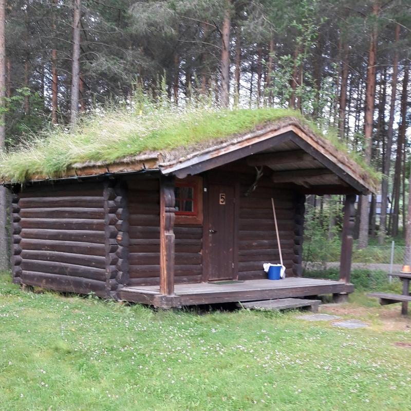 Twin Room with Shared Bathroom image 2