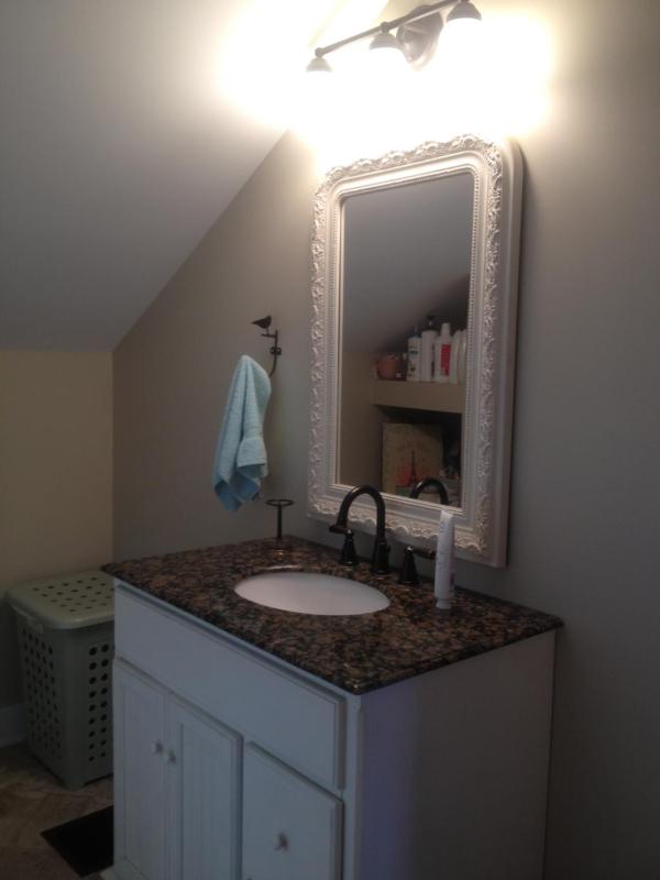 Charming home in Derby city - image 40